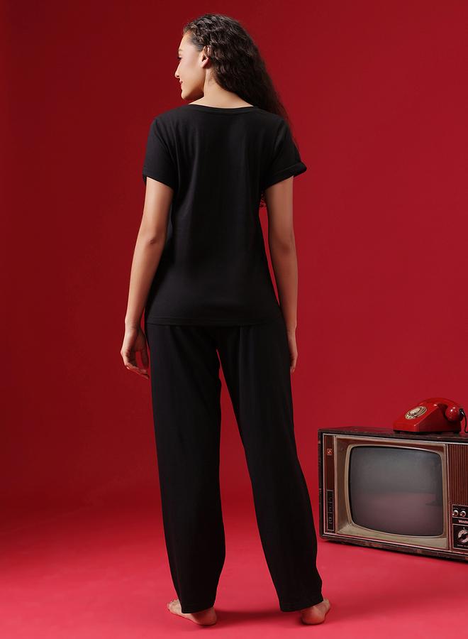 Clovia Stranger Things Text Print T-Shirt and Pyjama Set - Image 5